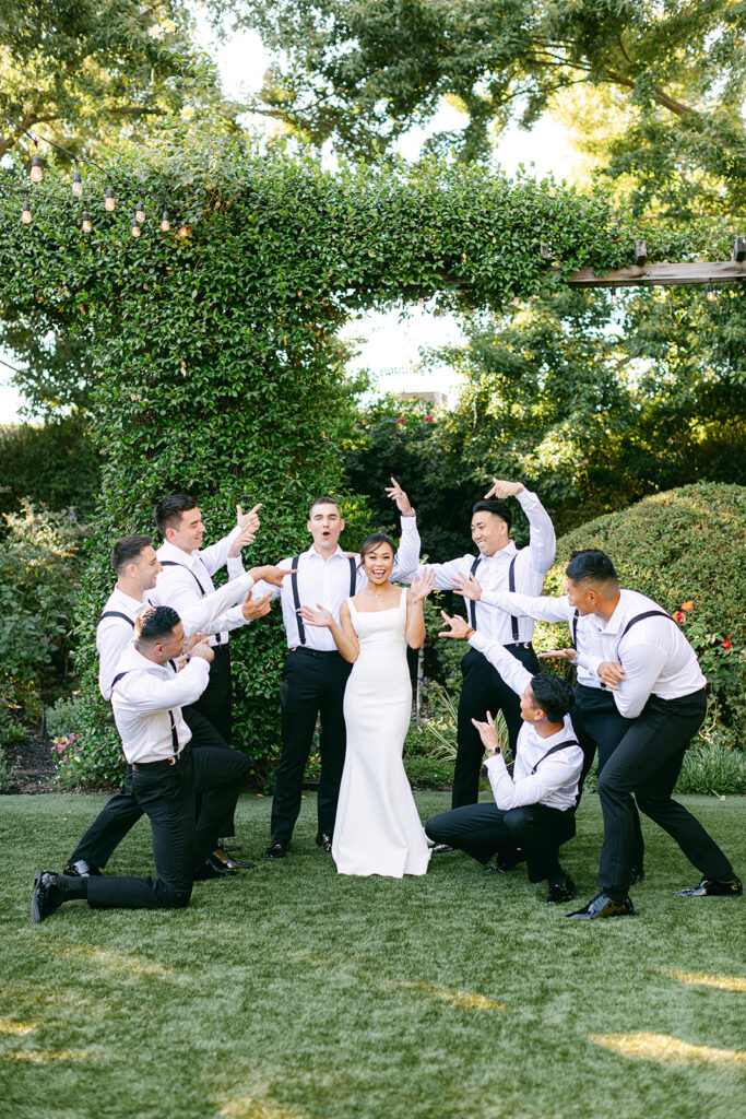 bridal party photo of bride with groomsmen